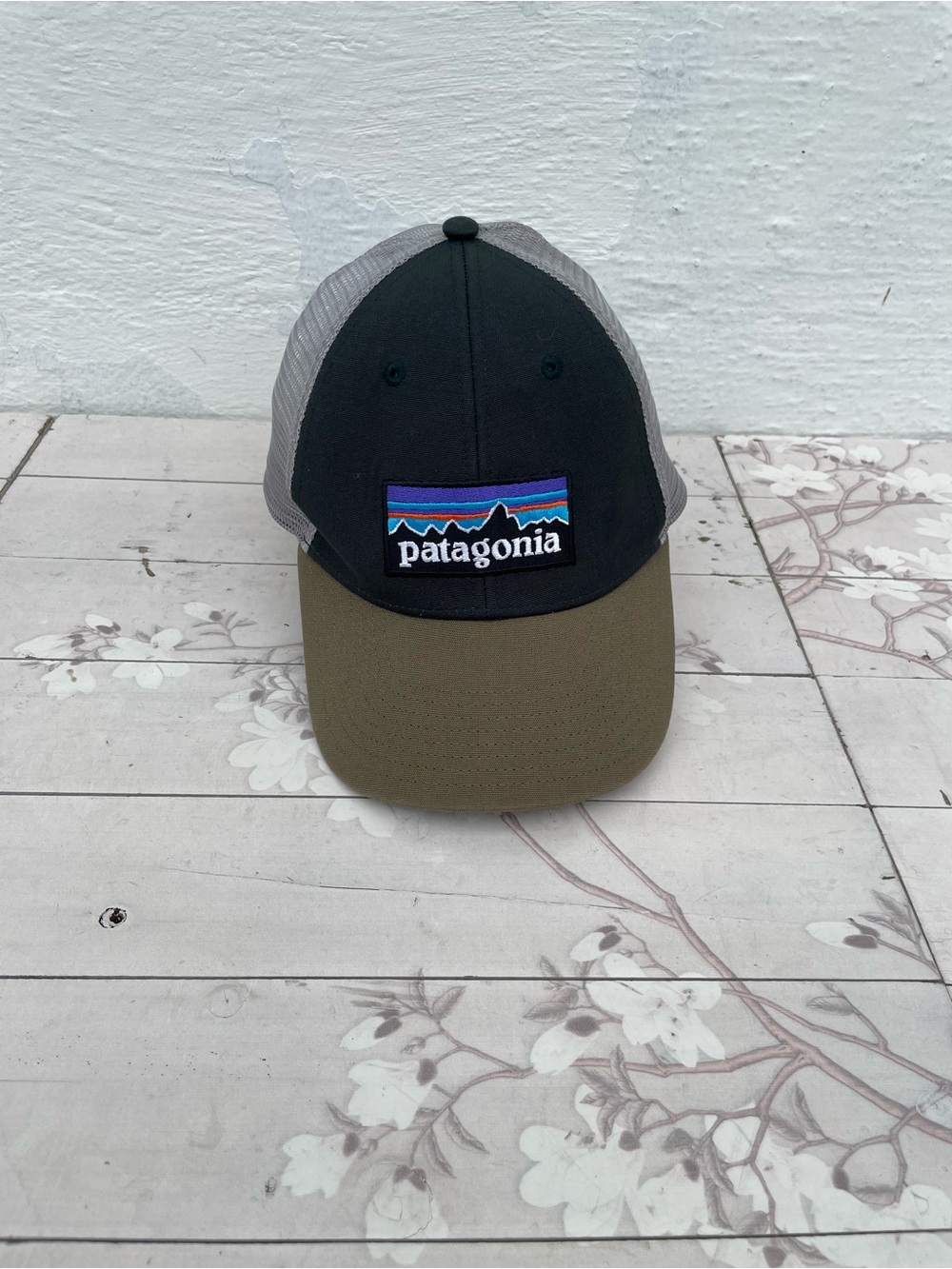 Patagonia Hat - Black Crown with Olive Brim